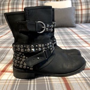 Women’s boots